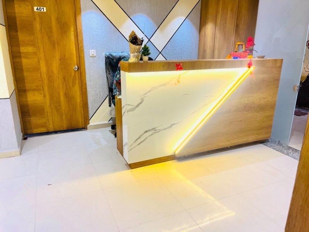 Oyo Florence Hotel สุรัต ภายนอก รูปภาพ